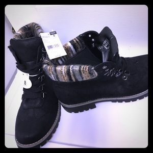 Black tie up ankle Boots