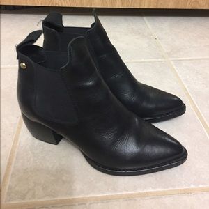 Topshop black booties size 37