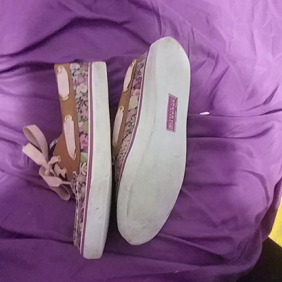 Sperrys - Picture 2 of 5