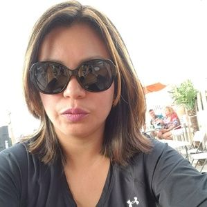 Meet your Posher, Gabriela