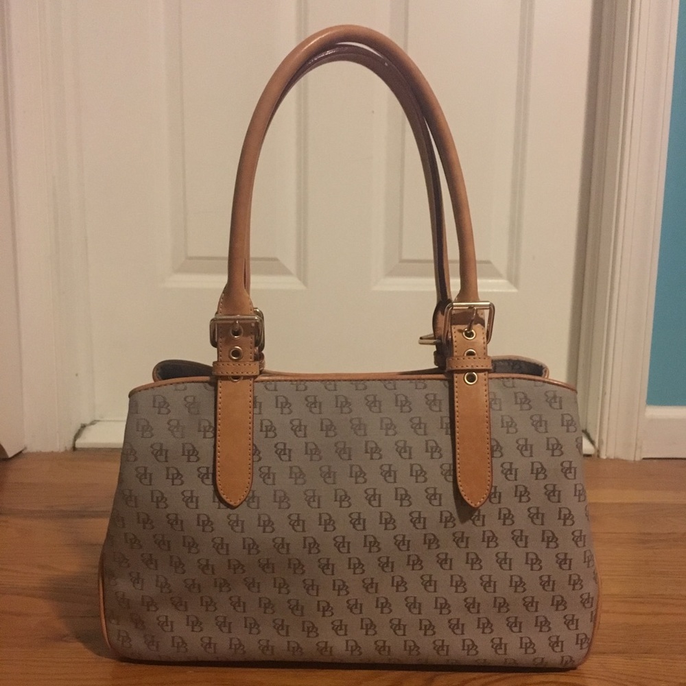 Dooney & Bourke Purse