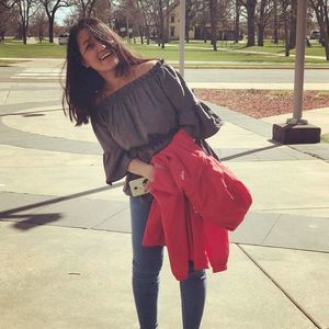 Meet your Posher, Sandhya