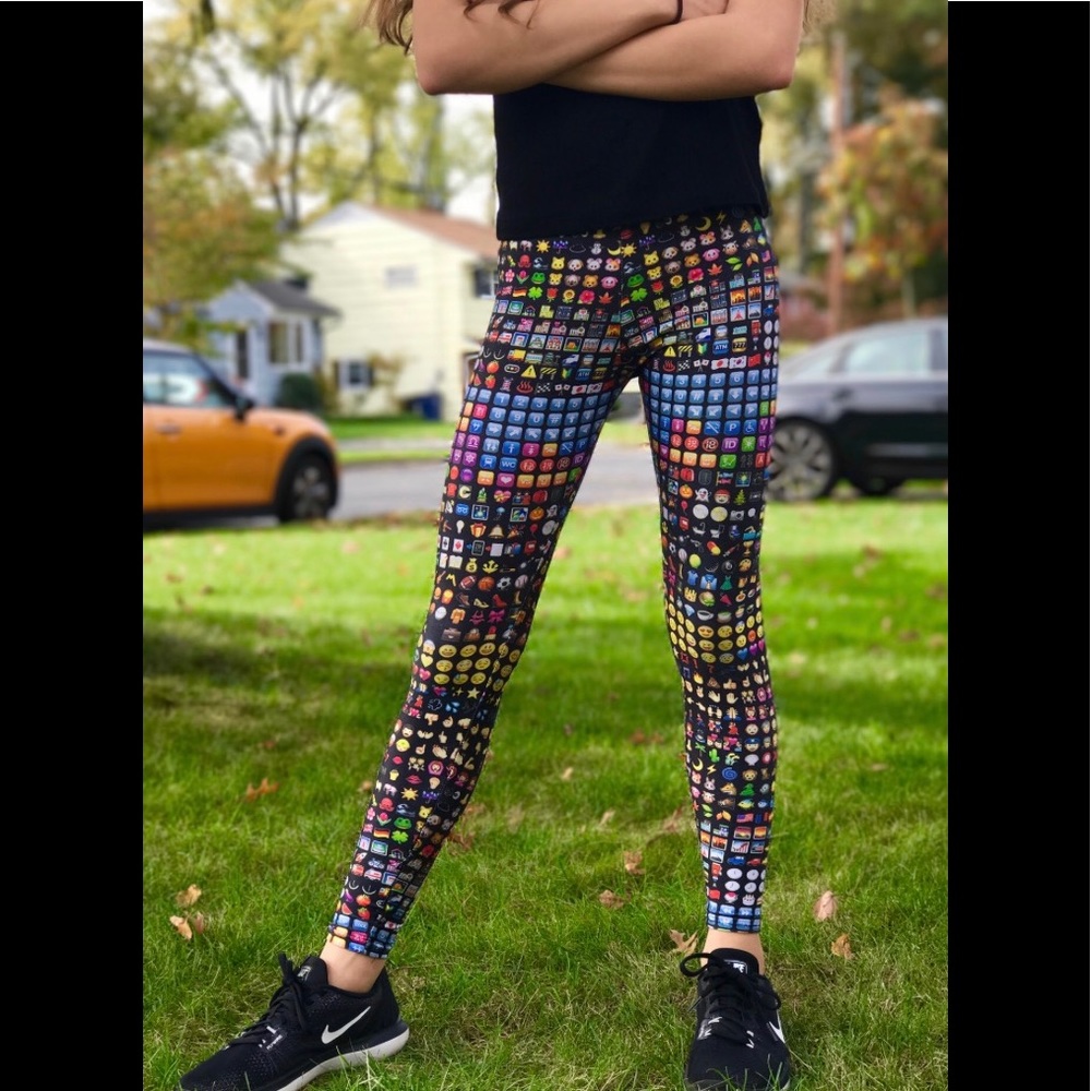 Zara Terez Emoji leggings