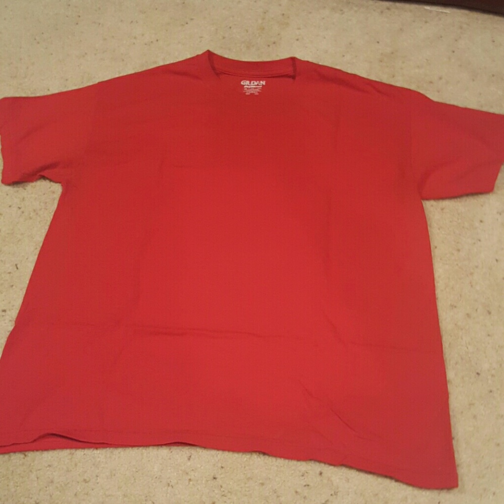 Red T shirt