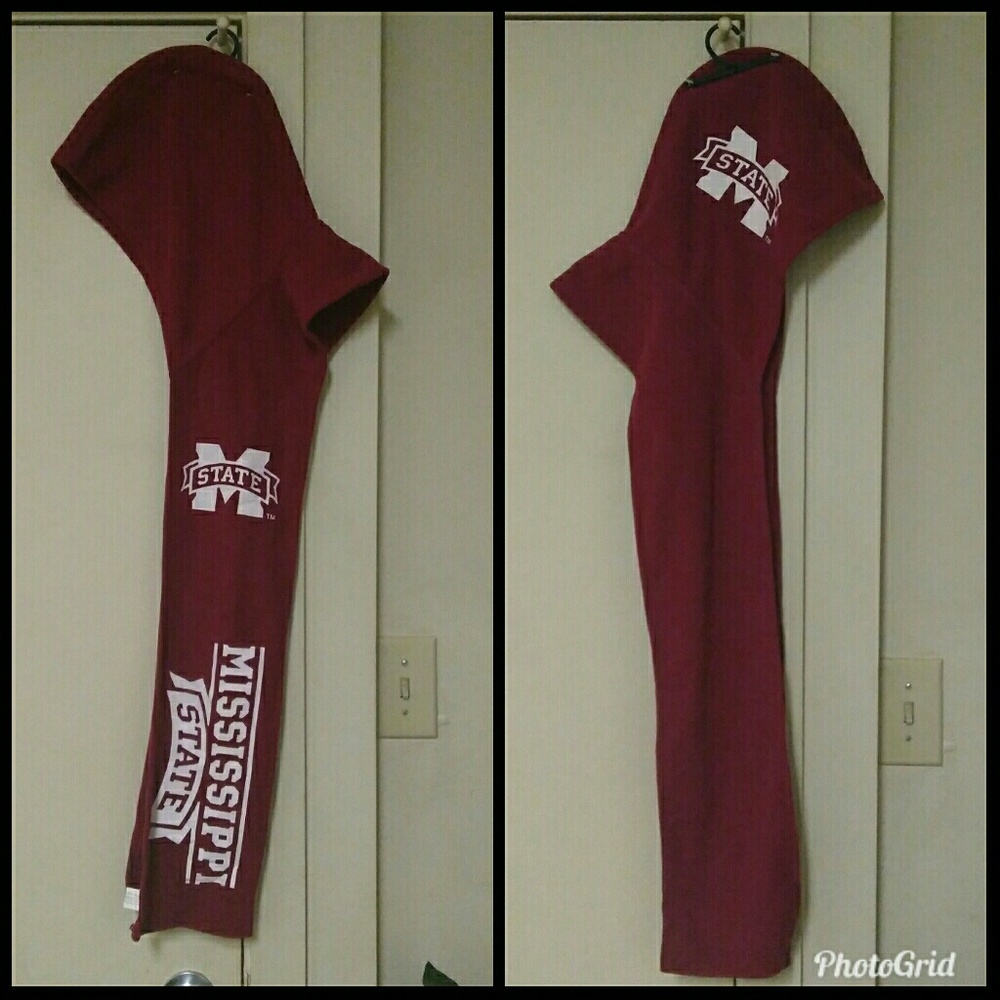 Mississippi State hooded scarf