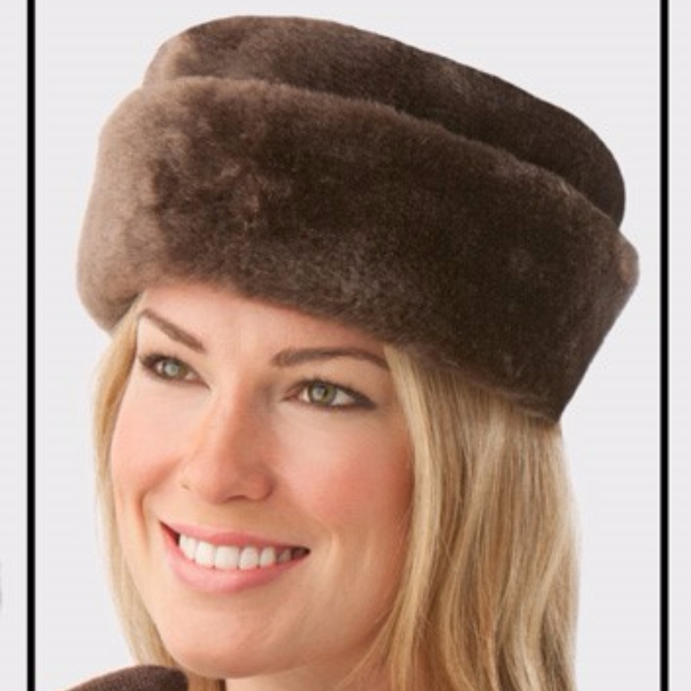 NWOT - Faux Fur Winter Hat