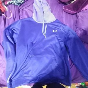 Under Armour sweatshirt