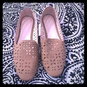 TAN FLATS