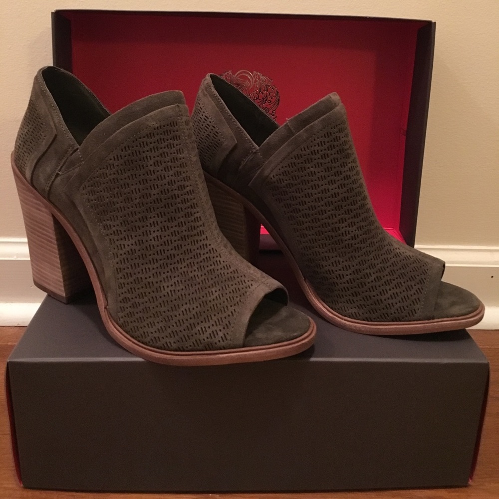 NWT VINCE CAMUTO HEELED-BOOTIES!!!