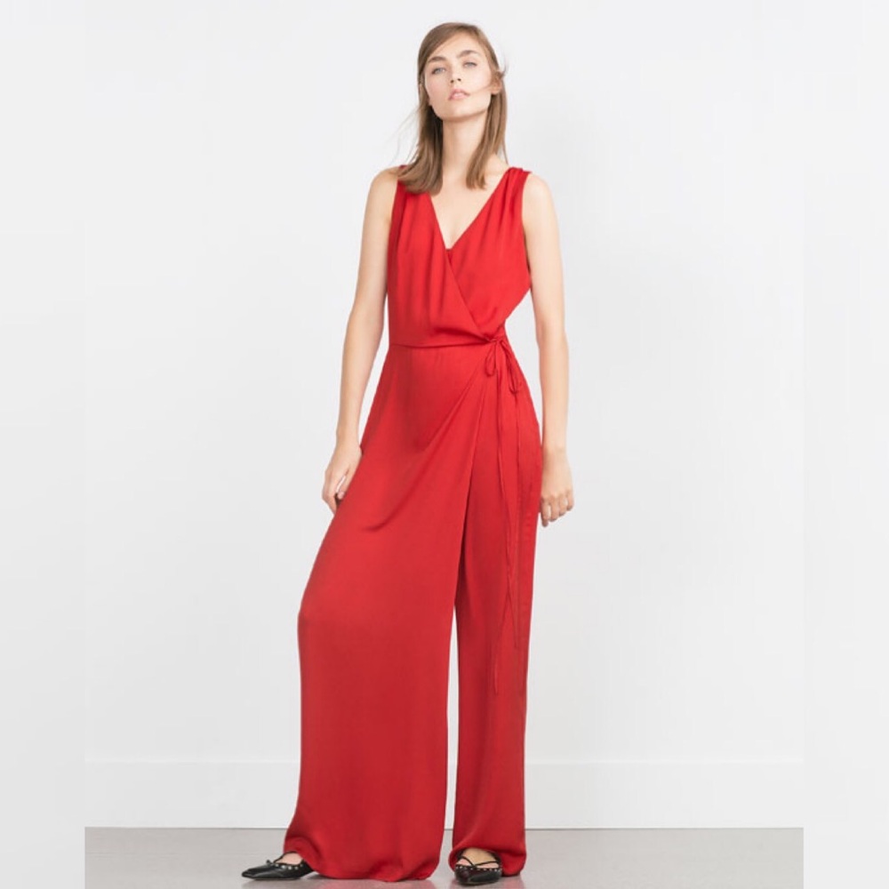 Jumpsuit red Zara