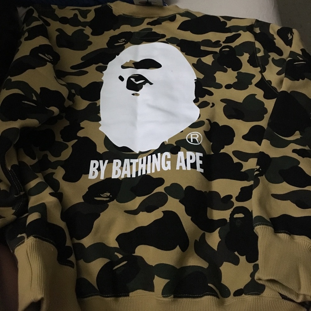 Bape X champion sweater - Picture 2 of 5