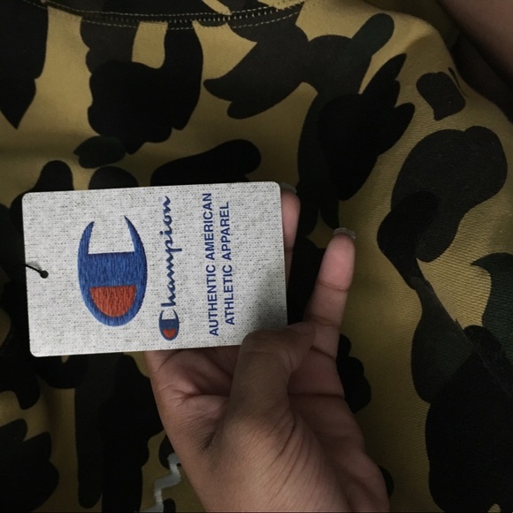 Bape X champion sweater - Picture 4 of 5