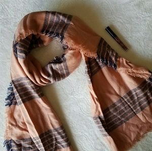 ❄ Ladies Cream/Pink Blanket Scarf ❄