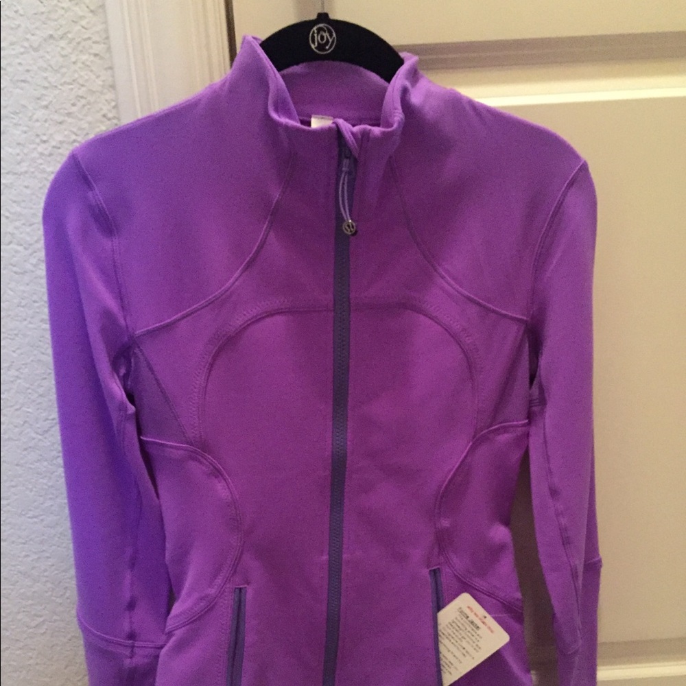 Lululemon - Forme Jacket - Periwinkle - NEW!!
