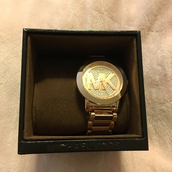 BRAND NEW Michael Kors Rose Gold Watch main image 4