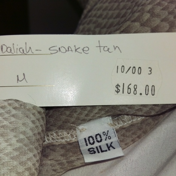 Sheer blouse NWT - Picture 4 of 8