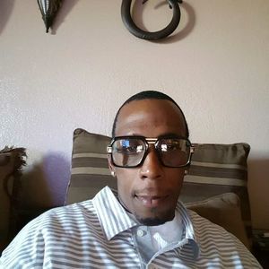 Meet your Posher, Broderick