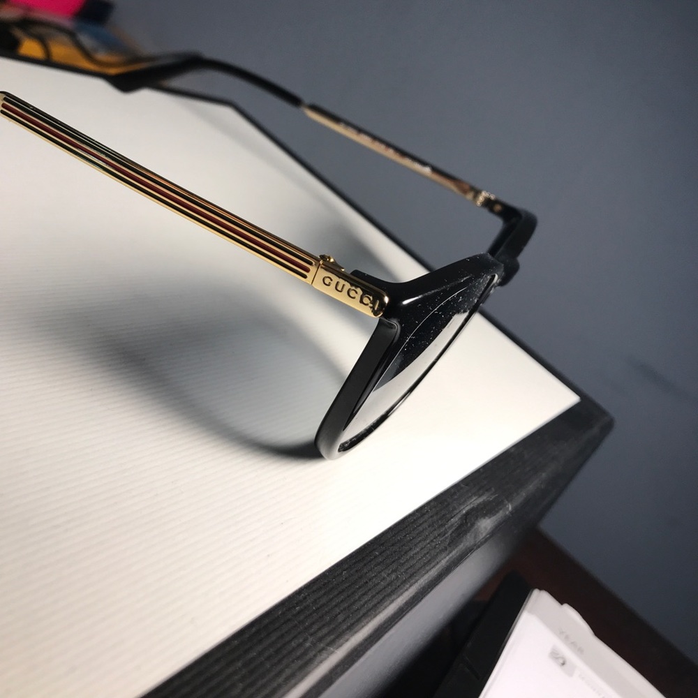 Gucci - Picture 3 of 4