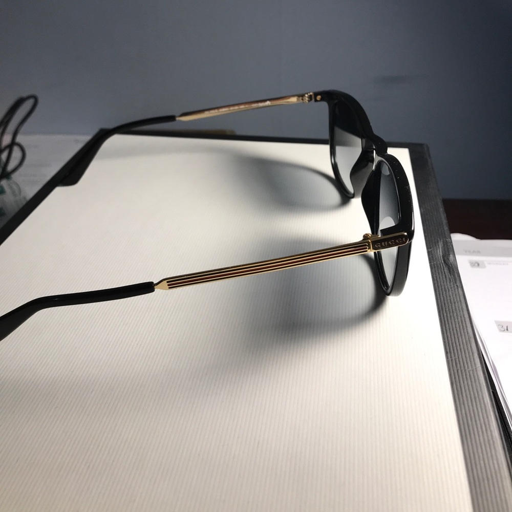 Gucci - Picture 4 of 4