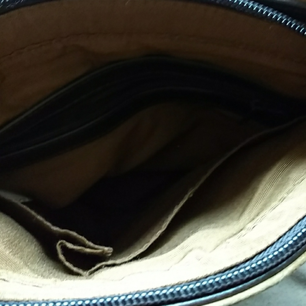 Suede purse - Picture 4 of 4