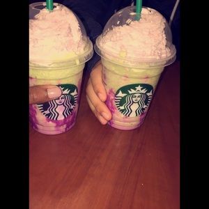 Meet your Posher, Melanie