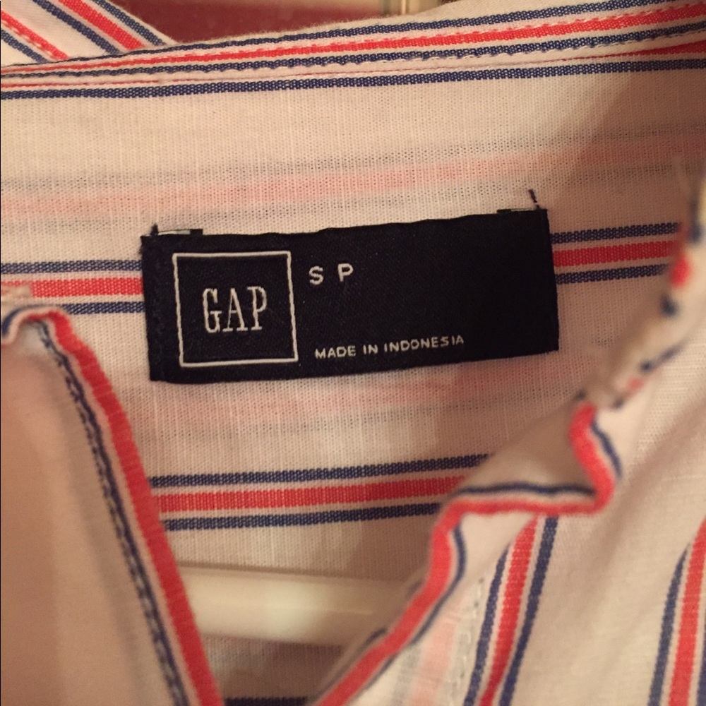 Gap button down - Picture 2 of 2