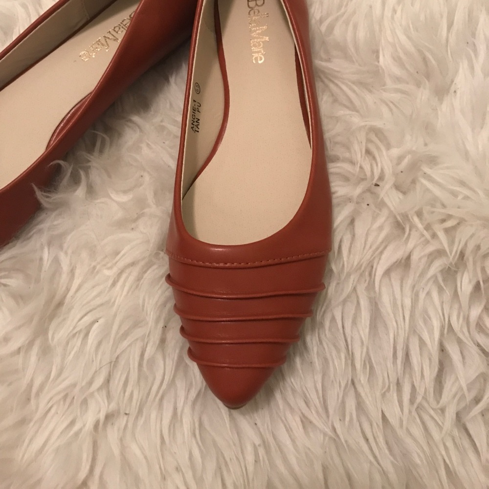 Tan flats - Picture 2 of 5