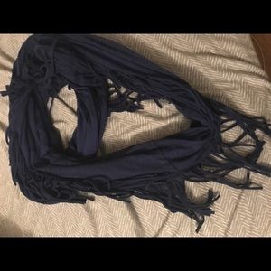 Fringe scarf