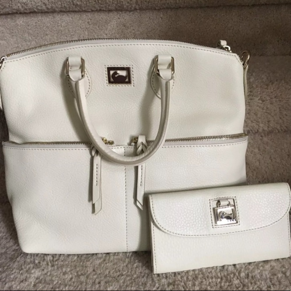 🚫SOLD🚫Dooney & Bourke Tote