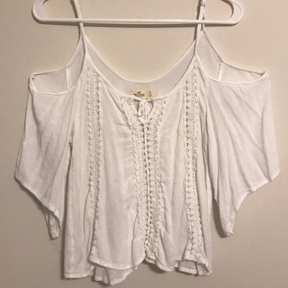 White hollister tank top with lace detailing