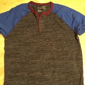 American Eagle T-shirt