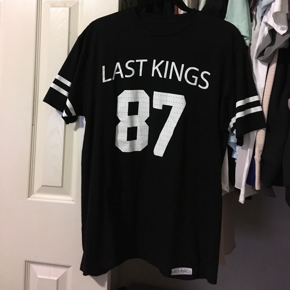 LAST 👑 SHIRT - Picture 2 of 4