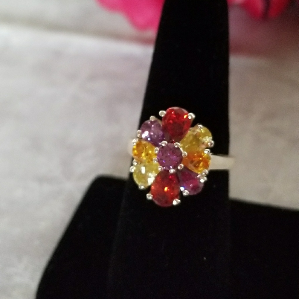 Multicolored flower ring - Picture 2 of 5