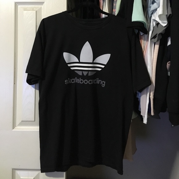 ADIDAS - Picture 2 of 2