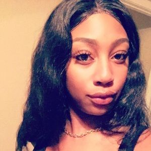 Meet your Posher, Gregnisha