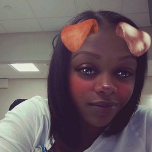 Meet your Posher, Brittney