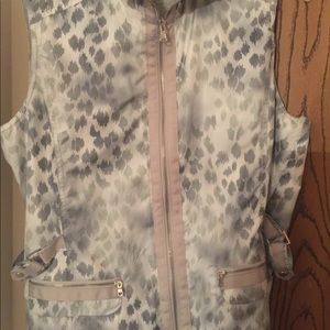 Chico’s Vest with zippers