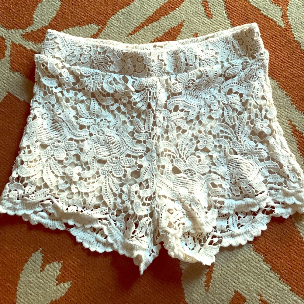 Nude lace high waisted shorts