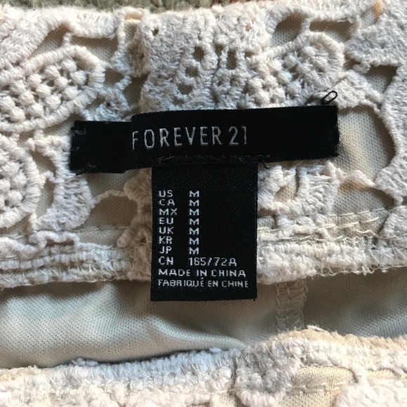 Nude lace high waisted shorts - Picture 4 of 4