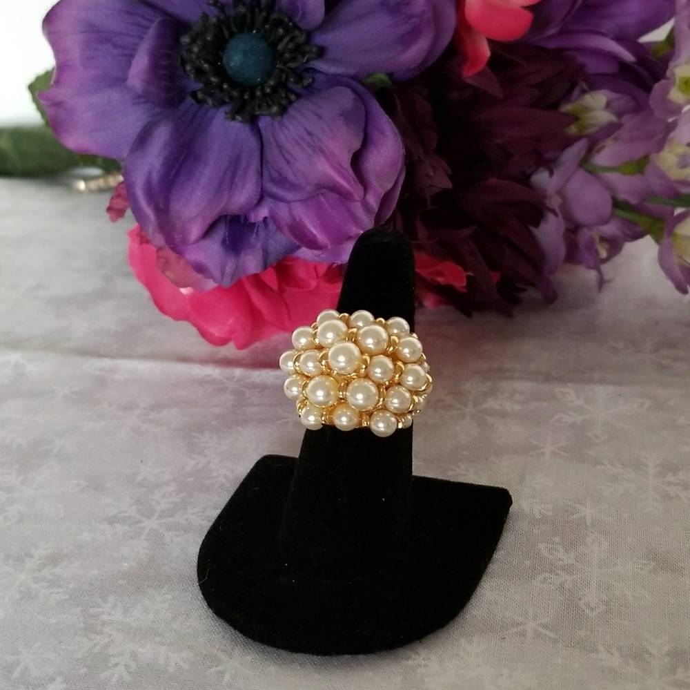 Pearl statement ring