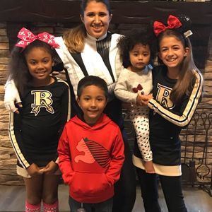 Meet your Posher, April