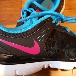 Nike flex TR2 size 8