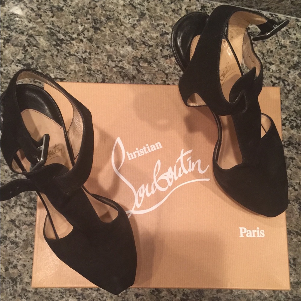 Black Suede Christian Louboutin Size 39 (9)