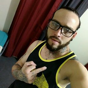 Meet your Posher, Raul