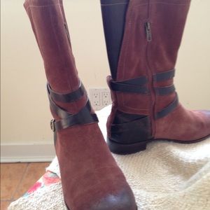 UGG Woman's Deanna riding boots SZ 10