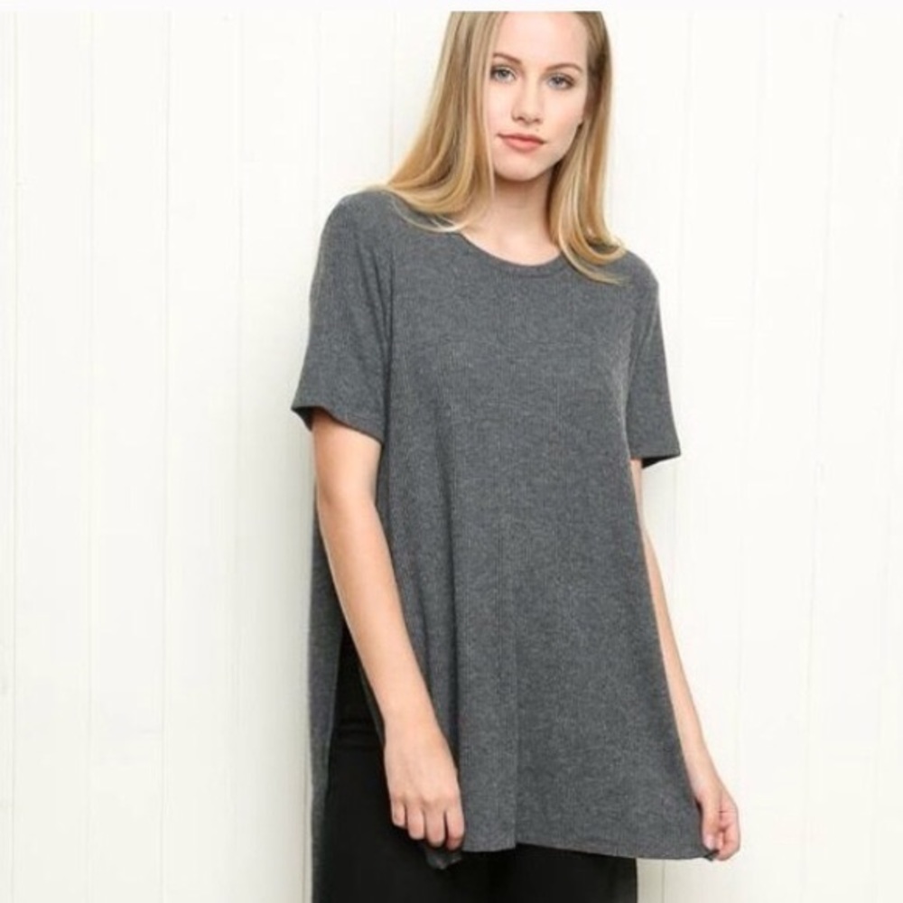Brandy Melville Side Split Long Tee