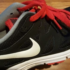 Men's Nike running shoes size 11