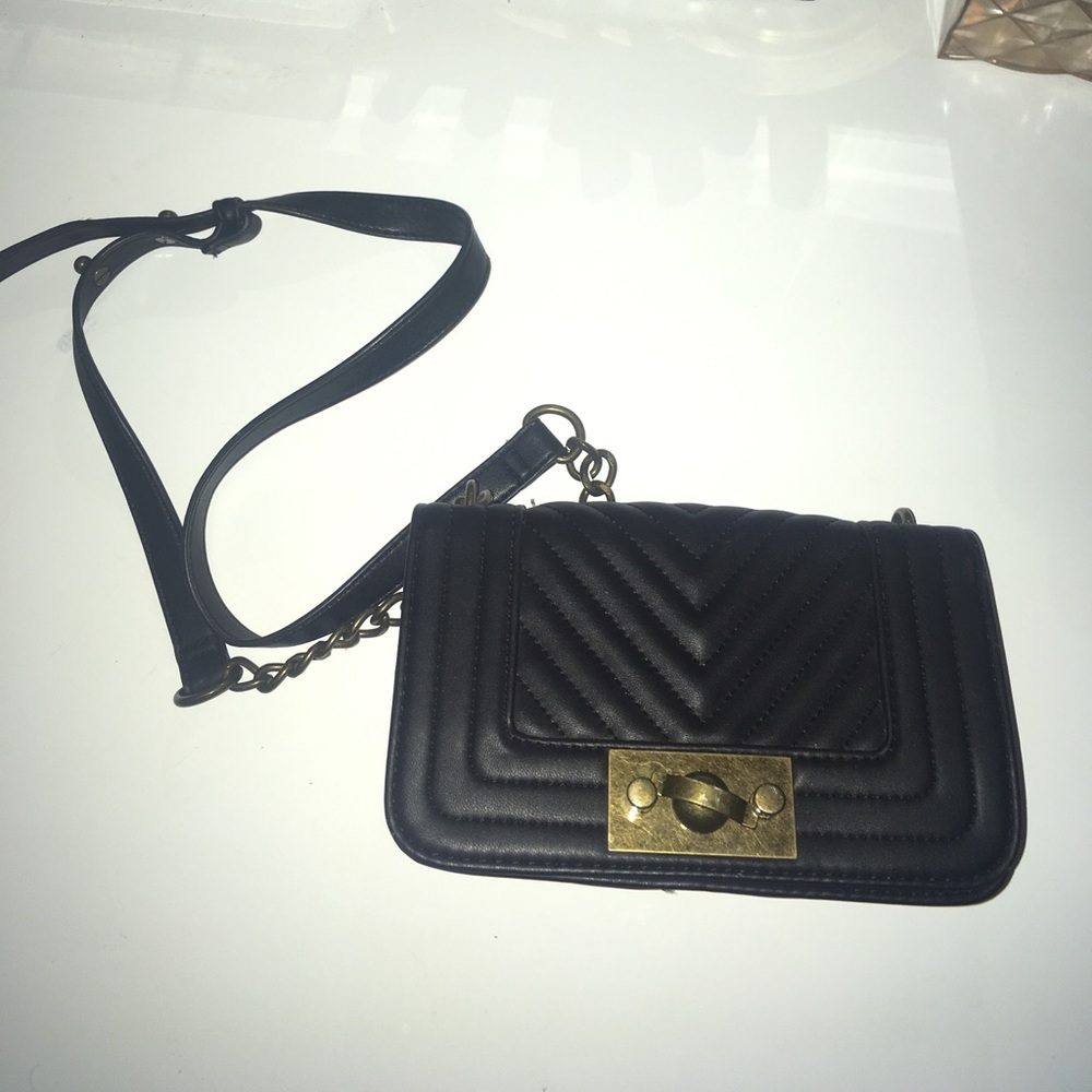 Steve Madden over the shoulder bag