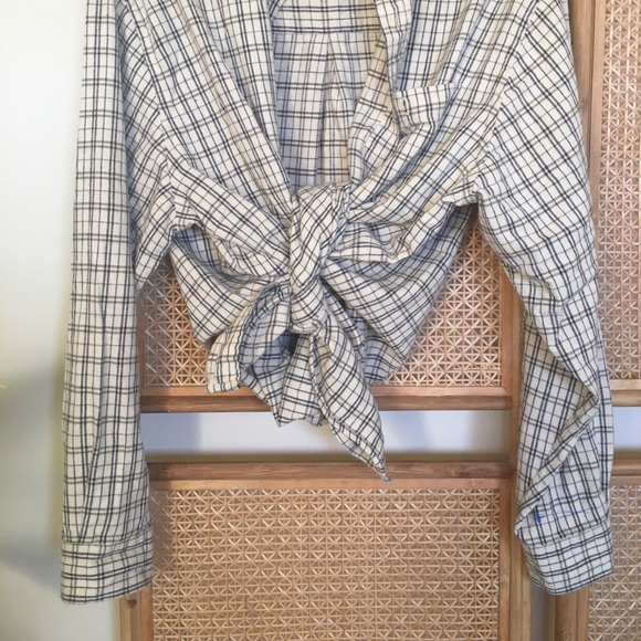 White and Black Plaid Thermal Button Down Shirt - Picture 4 of 8