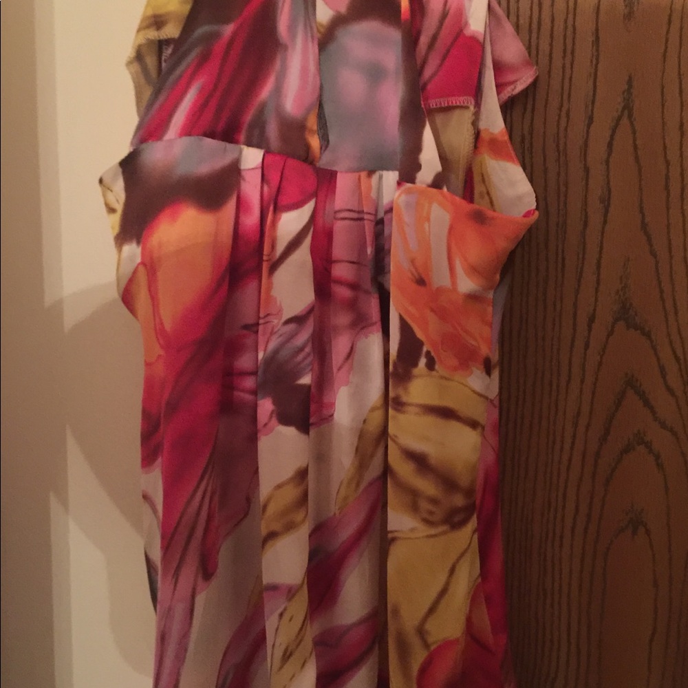 Top - Picture 3 of 4